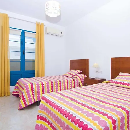 Acomari Holiday home *